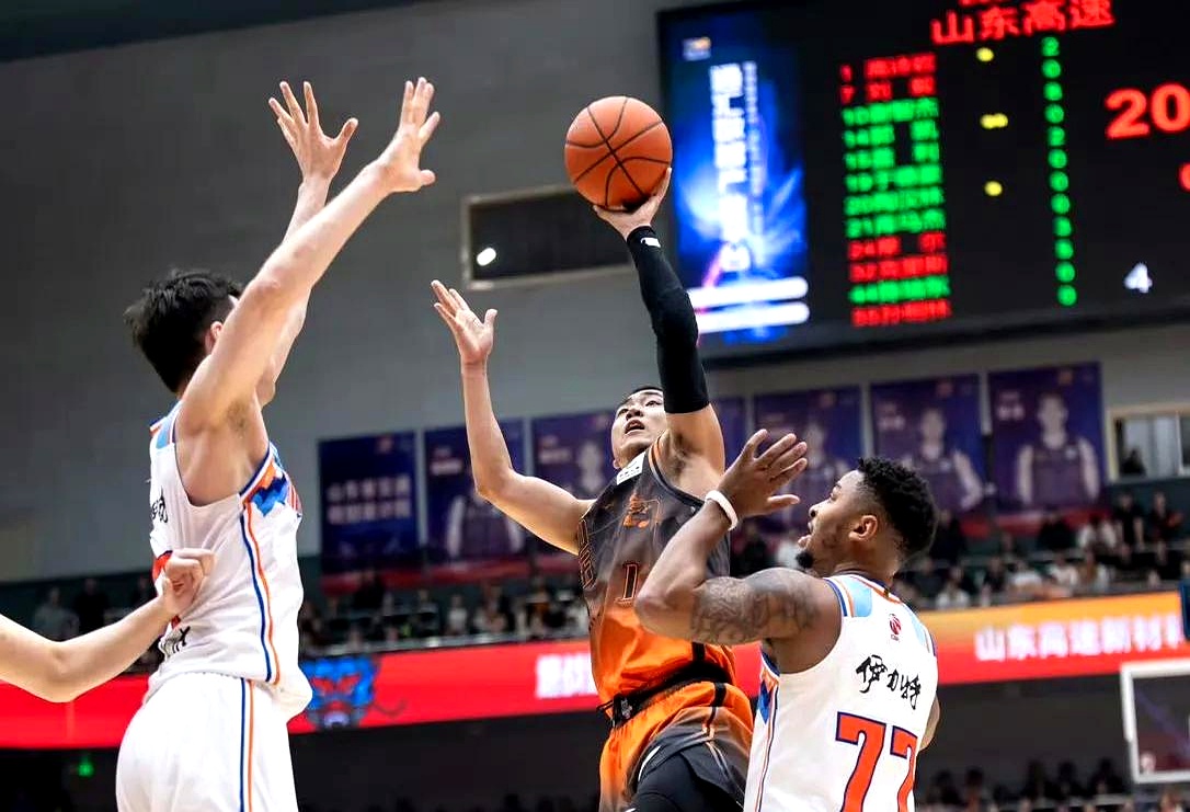 山东男篮官宣主教练调整，备战2023-24赛季CBA的简单介绍