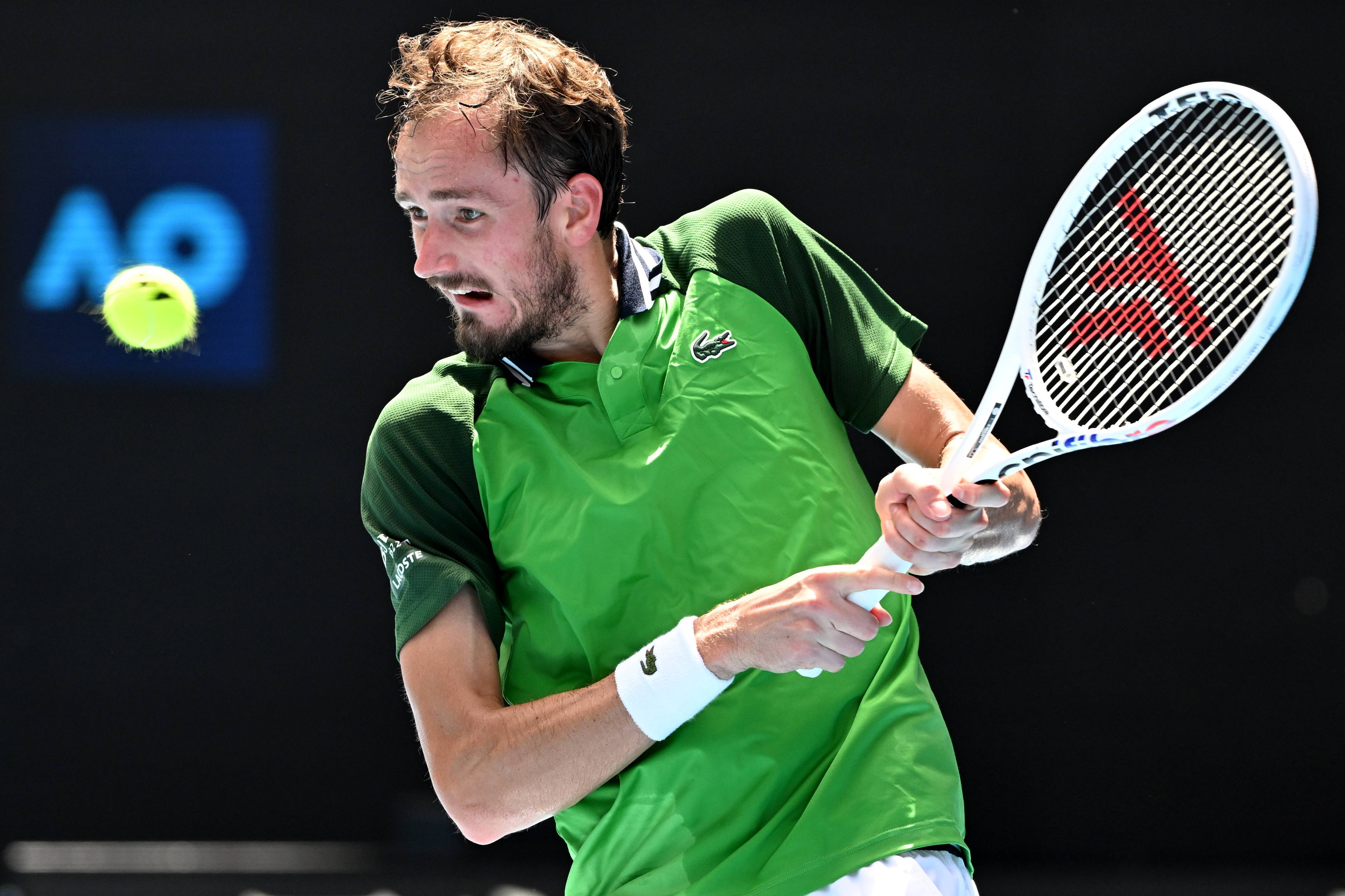 开云体育app-包含欧洲网球队力克法国网球队，梅德韦杰夫关键制胜的词条