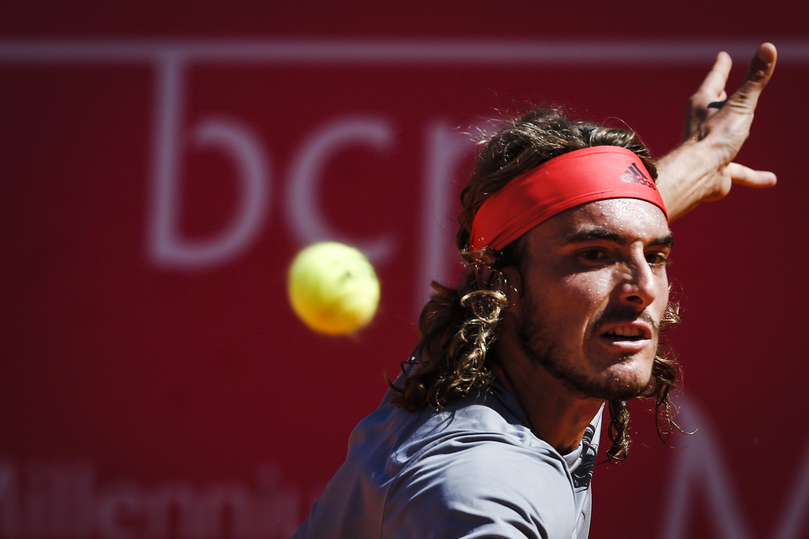 开云体育APP下载-英国网球队完胜世界网球队，西西帕斯高光表现的简单介绍