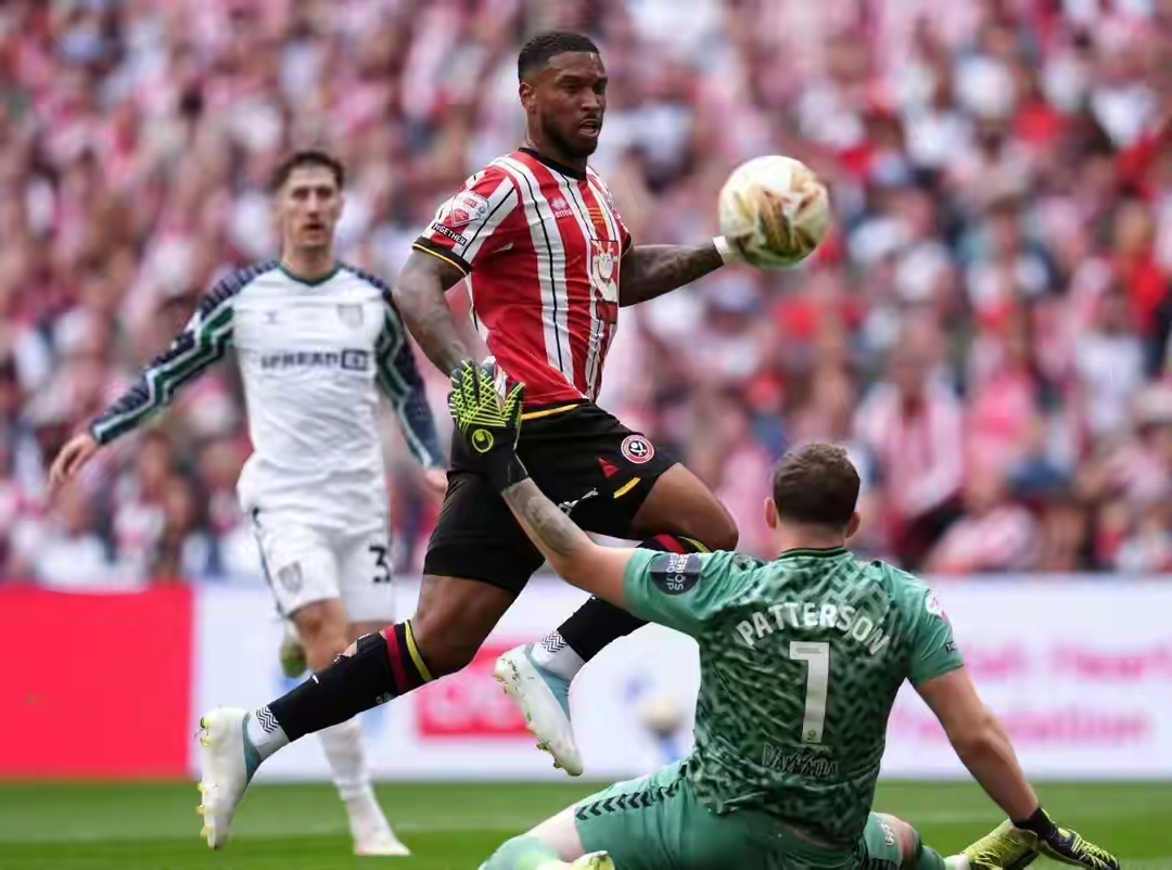 开云体育app-关于瓦伦西亚险胜德国，科曼绝境逆转的信息