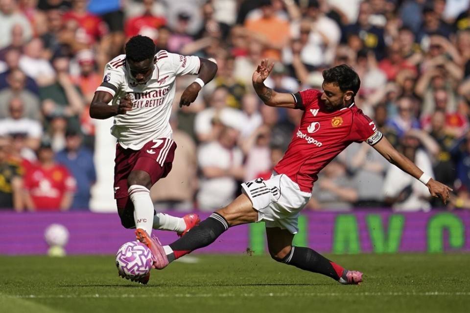 曼联客场击败南安普顿,保持不败纪录的简单介绍 曼联客场击败南安普顿,保持不败纪录的简单介绍