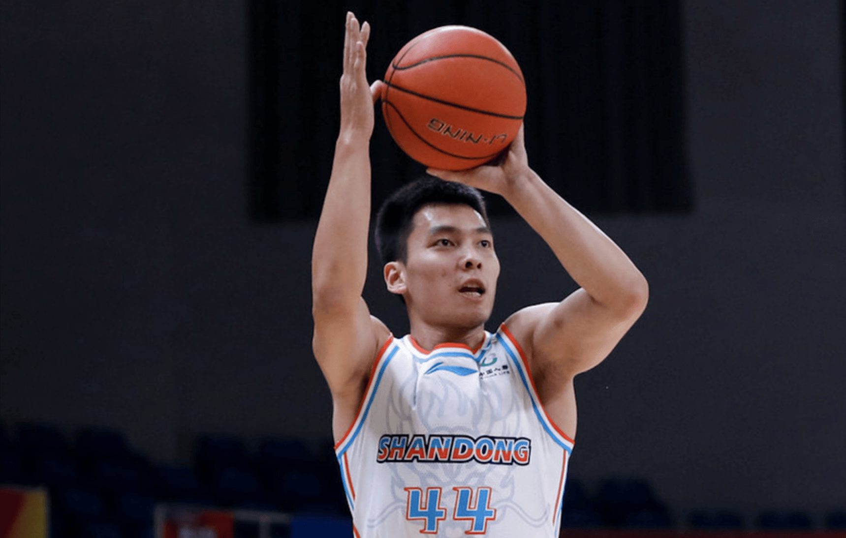 开云体育官网-山东队半场领先遗憾失利，教训深刻