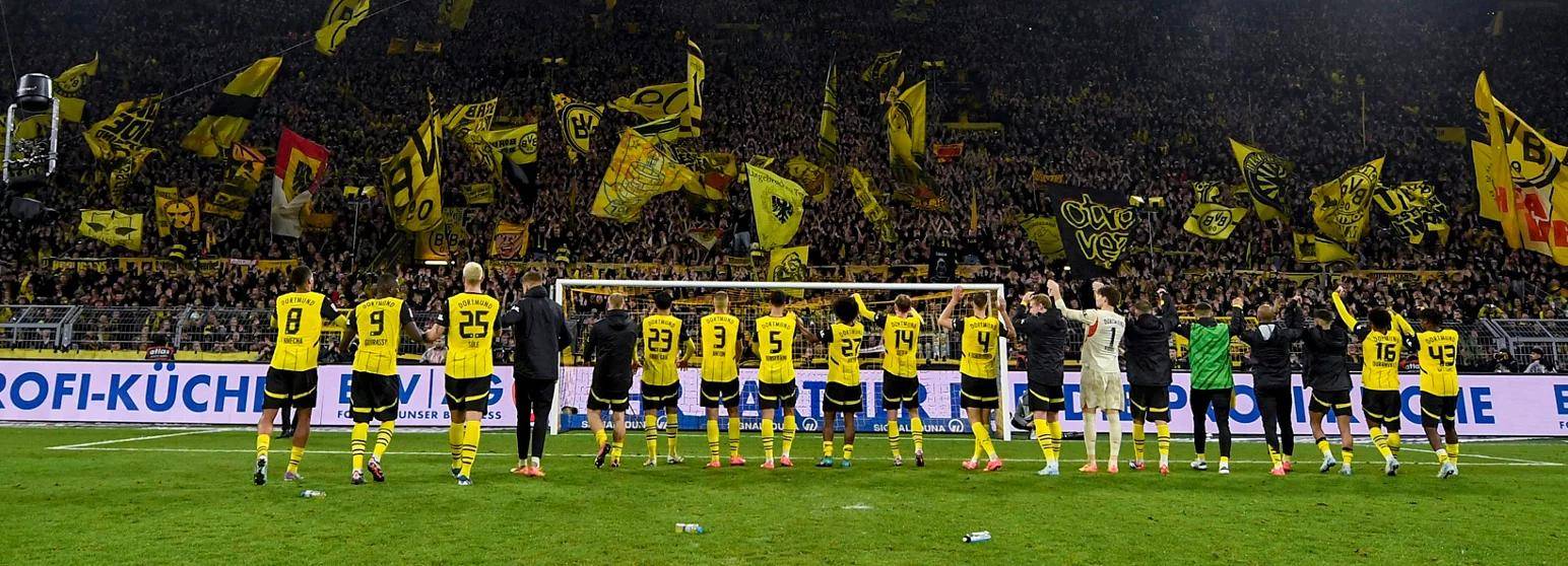 关于热门球队阵容完备，摧枯拉朽的信息