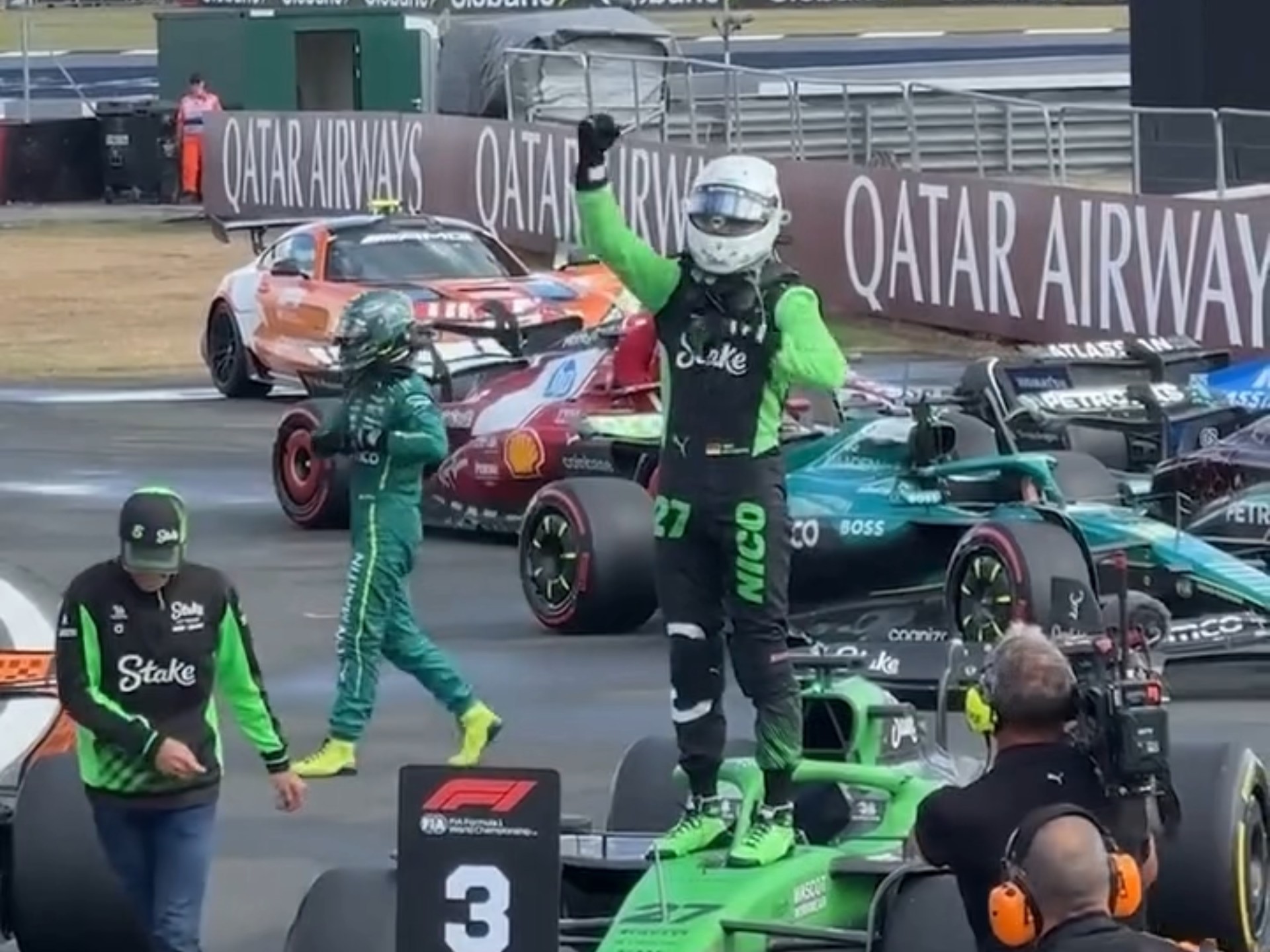 开云官网-关于索伯车队逆转法拉利，皮亚斯特里带队取胜的信息