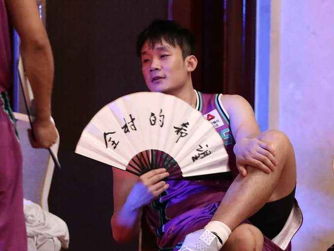 开云体育官方网站-天津队轻取快船，陶汉林刷新纪录